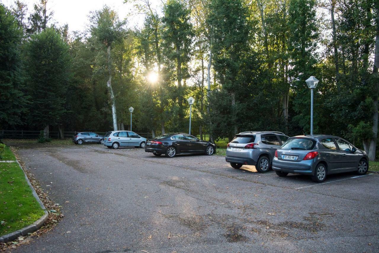 אטרטאט Les Charmes Du Bosquet Parc D'Amour Et Nature Parking Prive Securise מראה חיצוני תמונה