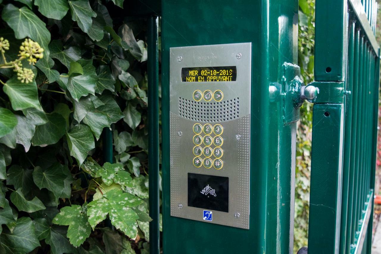 אטרטאט Les Charmes Du Bosquet Parc D'Amour Et Nature Parking Prive Securise מראה חיצוני תמונה